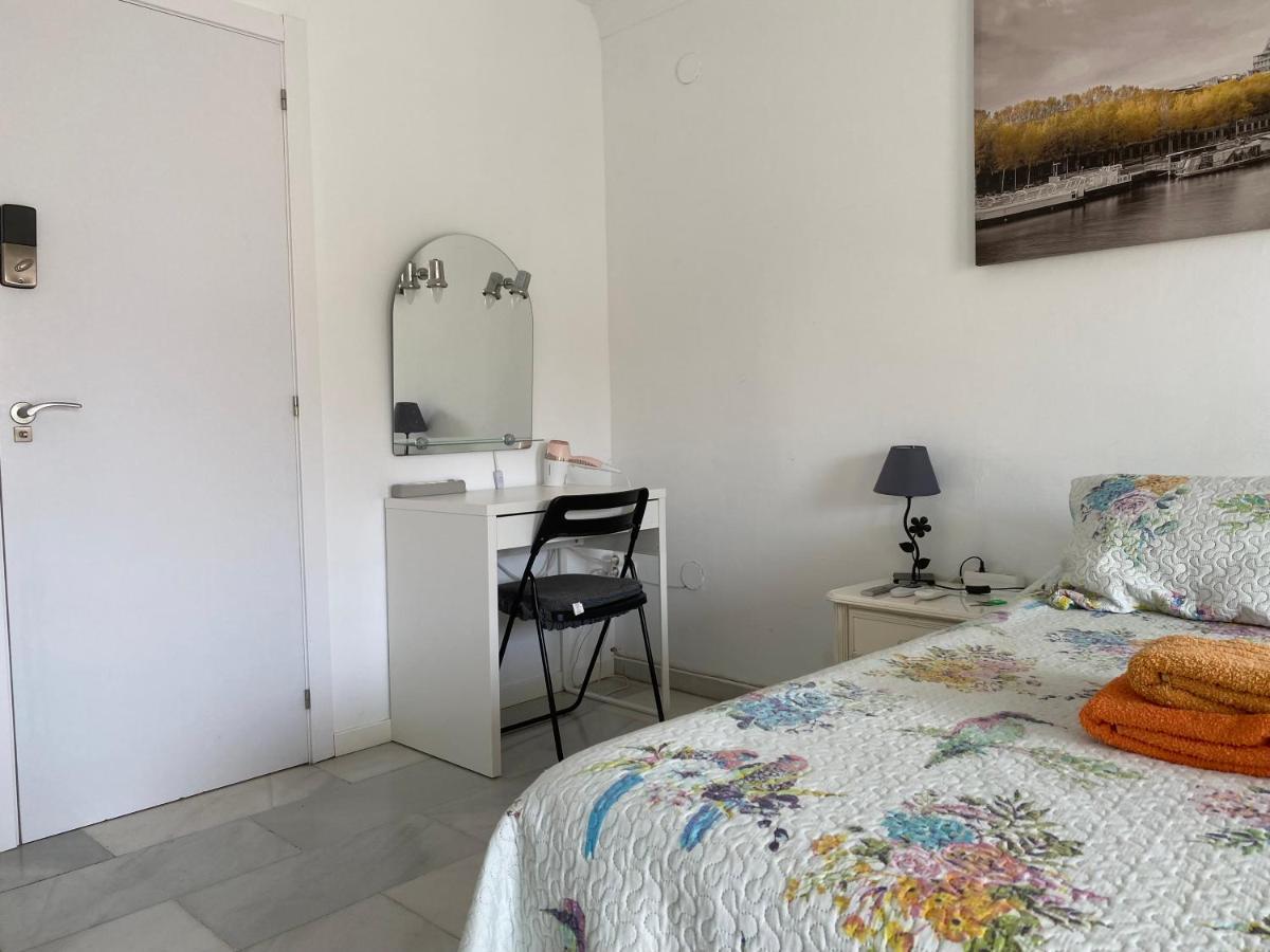 Málaga Centro habitaciones privada en apartamento compartidos Esterno foto